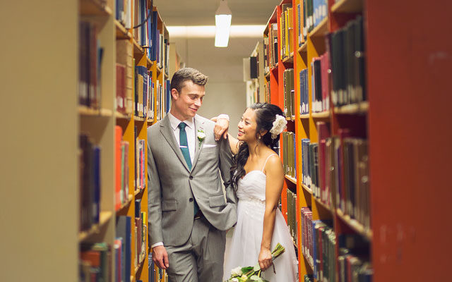 Wedding photography in the University of Guelph library