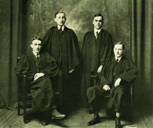 Walter Iveson (front right) with the College Quartet, 1918.